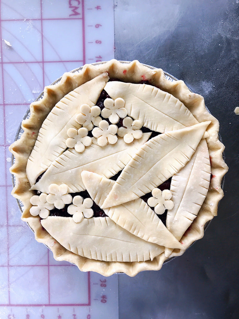 Chai Blackberry Pie
